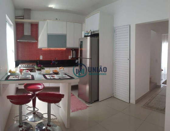 Imagem Casa com 3 Quartos à Venda, 200 m² em Barro Vermelho - São Gonçalo Imagem Casa com 3 Quartos à Venda, 200 m² em Barro Vermelho - São Gonçalo