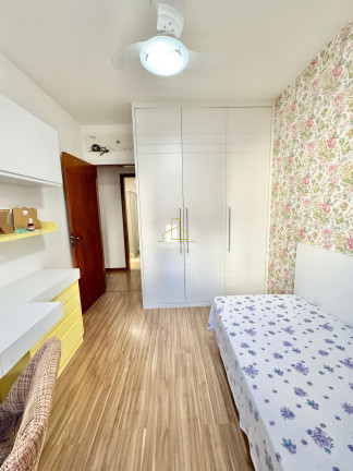 Imagem Imóvel com 3 Quartos à Venda, 132 m² em Praia Da Costa - Vila Velha Imagem Imóvel com 3 Quartos à Venda, 132 m² em Praia Da Costa - Vila Velha