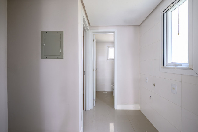 Imagem Imóvel com 3 Quartos à Venda, 409 m² em Vila Assunção - Porto Alegre Imagem Imóvel com 3 Quartos à Venda, 409 m² em Vila Assunção - Porto Alegre