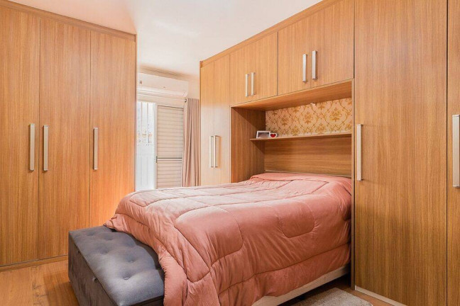 Imagem Casa com 2 Quartos à Venda, 127 m² em Jardim Eliane - São Paulo Imagem Casa com 2 Quartos à Venda, 127 m² em Jardim Eliane - São Paulo