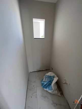 Imagem Casa com 3 Quartos à Venda, 100 m²