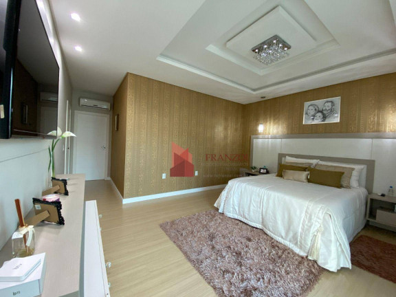 Imagem Sobrado com 3 Quartos à Venda, 350 m² em Ressacada - Itajaí Imagem Sobrado com 3 Quartos à Venda, 350 m² em Ressacada - Itajaí