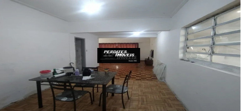 Imagem Casa com 3 Quartos à Venda, 250 m² em Itaim Bibi - São Paulo Imagem Casa com 3 Quartos à Venda, 250 m² em Itaim Bibi - São Paulo