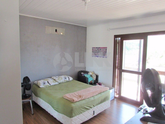 Imagem Casa com 4 Quartos à Venda, 200 m² em Jardim Carvalho - Porto Alegre Imagem Casa com 4 Quartos à Venda, 200 m² em Jardim Carvalho - Porto Alegre