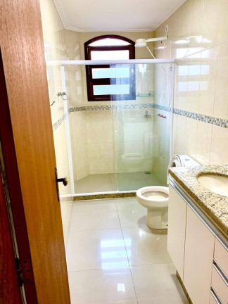 Imagem Casa com 3 Quartos à Venda, em Conselheiro Paulino - Nova Friburgo Imagem Casa com 3 Quartos à Venda, em Conselheiro Paulino - Nova Friburgo