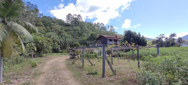Imagem Imóvel com 4 Quartos à Venda, 7.000 m² em Loro - Major Gercino