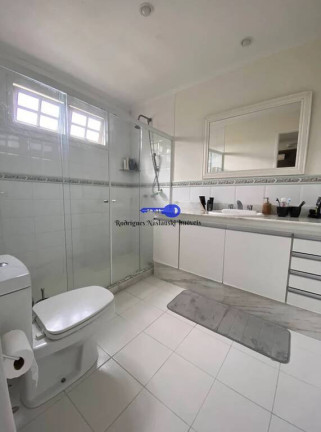 Imagem Casa com 6 Quartos à Venda, 405 m² em Barra Da Tijuca - Rio De Janeiro Imagem Casa com 6 Quartos à Venda, 405 m² em Barra Da Tijuca - Rio De Janeiro