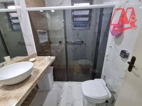 Imagem Casa com 5 Quartos à Venda ou Locação, 244 m² em Santa Cecília - Porto Alegre Imagem Casa com 5 Quartos à Venda ou Locação, 244 m² em Santa Cecília - Porto Alegre