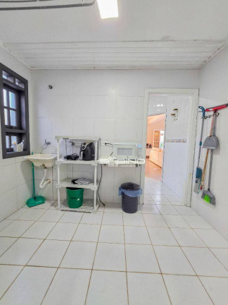 Imagem Casa com 5 Quartos para Temporada, 215 m² em Riviera De São Lourenço - Bertioga Imagem Casa com 5 Quartos para Temporada, 215 m² em Riviera De São Lourenço - Bertioga