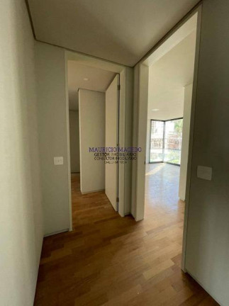 Imagem Casa com 5 Quartos à Venda, 1.042 m² em Alphaville Residencial Um - Barueri Imagem Casa com 5 Quartos à Venda, 1.042 m² em Alphaville Residencial Um - Barueri