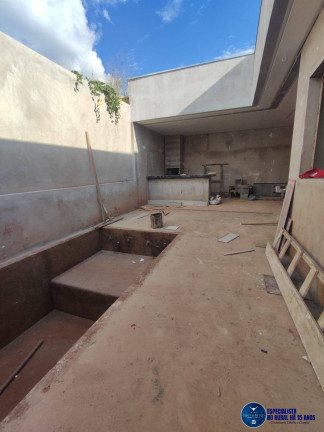 Imagem Casa com 3 Quartos à Venda, 300 m² em Setor Três Marias - Goiânia Imagem Casa com 3 Quartos à Venda, 300 m² em Setor Três Marias - Goiânia