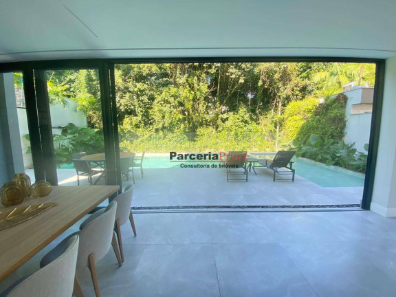 Imagem Casa com 6 Quartos à Venda, 420 m² em Riviera Módulo 11 - Bertioga Imagem Casa com 6 Quartos à Venda, 420 m² em Riviera Módulo 11 - Bertioga