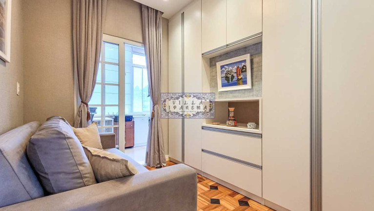 Imagem Apartamento com 3 Quartos à Venda, 130 m² em Copacabana - Rio De Janeiro Imagem Apartamento com 3 Quartos à Venda, 130 m² em Copacabana - Rio De Janeiro