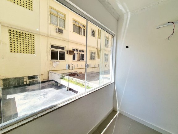 Imagem Apartamento com 2 Quartos à Venda, 70 m² em Laranjeiras - Rio De Janeiro Imagem Apartamento com 2 Quartos à Venda, 70 m² em Laranjeiras - Rio De Janeiro