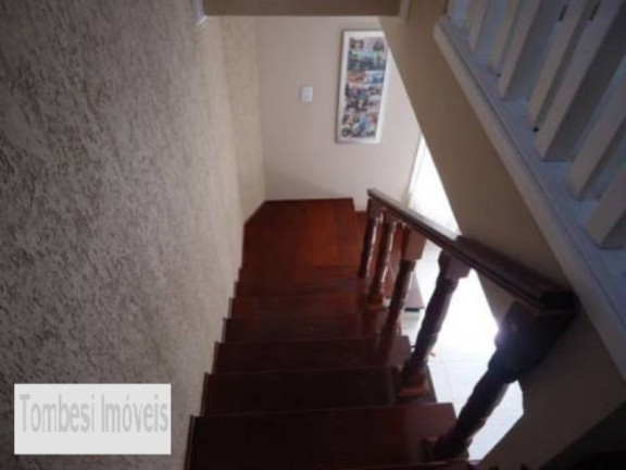 Imagem Sobrado com 3 Quartos à Venda, 150 m² em Jardim Itu - Porto Alegre