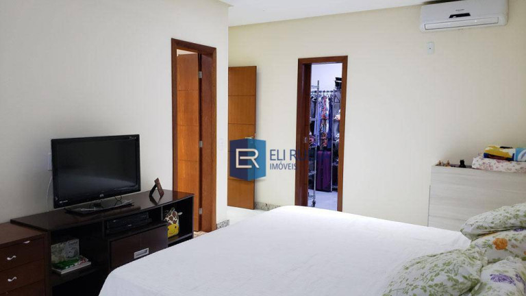 Imagem Casa com 4 Quartos à Venda, 320 m² em Interlagos - Vila Velha Imagem Casa com 4 Quartos à Venda, 320 m² em Interlagos - Vila Velha