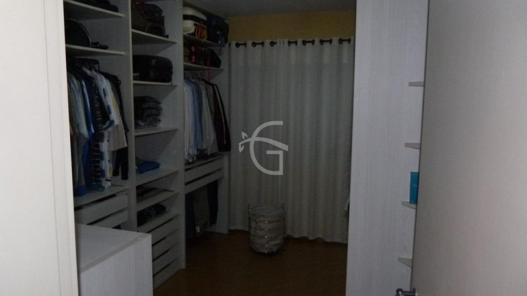 Imagem Imóvel com 3 Quartos à Venda, 412 m² em Centro - Joinville