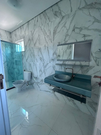 Imagem Casa com 3 Quartos à Venda, 250 m² em Colônia Terra Nova - Manaus Imagem Casa com 3 Quartos à Venda, 250 m² em Colônia Terra Nova - Manaus