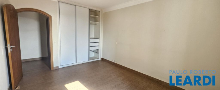 Imagem Apartamento com 4 Quartos à Venda, 262 m² em Vila Assunção - Santo André Imagem Apartamento com 4 Quartos à Venda, 262 m² em Vila Assunção - Santo André