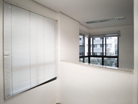 Imagem Sala Comercial à Venda, 28 m² em Itaim Bibi - São Paulo Imagem Sala Comercial à Venda, 28 m² em Itaim Bibi - São Paulo