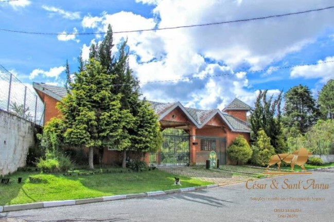 Imagem Casa com 4 Quartos à Venda, 185 m² em Recanto Das Araucárias - Campos Do Jordão Imagem Casa com 4 Quartos à Venda, 185 m² em Recanto Das Araucárias - Campos Do Jordão