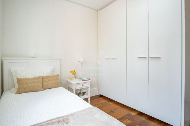 Imagem Apartamento com 4 Quartos à Venda, 215 m² em Moema - São Paulo