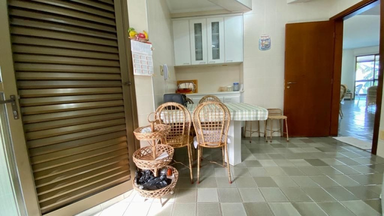 Imagem Imóvel com 3 Quartos à Venda, 197 m² em Riviera - Bertioga Imagem Imóvel com 3 Quartos à Venda, 197 m² em Riviera - Bertioga