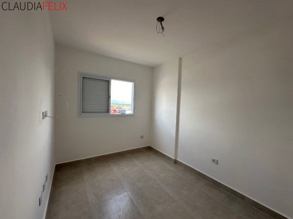 Imagem Imóvel com 2 Quartos à Venda, 71 m² em Guilhermina - Praia Grande Imagem Imóvel com 2 Quartos à Venda, 71 m² em Guilhermina - Praia Grande