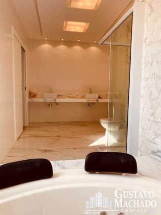 Imagem Casa com 4 Quartos à Venda, 365 m² em Niterói - Volta Redonda