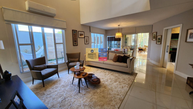 Imagem Casa com 4 Quartos à Venda, 325 m² em Vila A - Foz Do Iguaçu