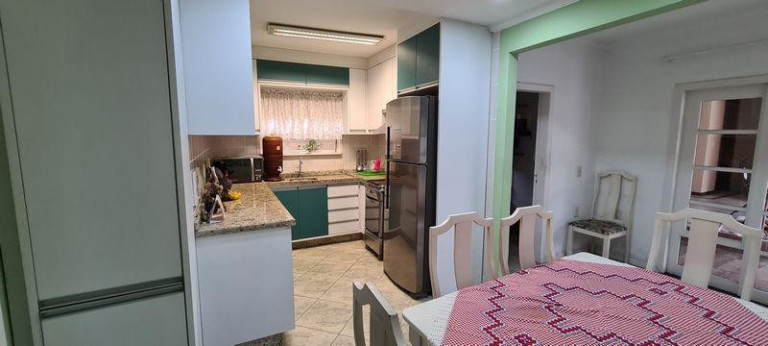 Imagem Casa com 4 Quartos à Venda,  em Floresta - Joinville
