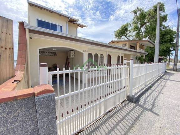 Imagem Casa com 4 Quartos à Venda, 160 m² em Costeira - Balneário Barra Do Sul Imagem Casa com 4 Quartos à Venda, 160 m² em Costeira - Balneário Barra Do Sul