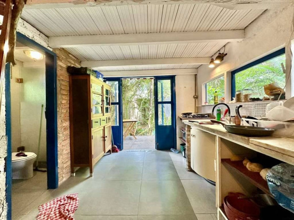 Imagem Casa com 1 Quarto à Venda, em Granja Viana - Cotia Imagem Casa com 1 Quarto à Venda, em Granja Viana - Cotia