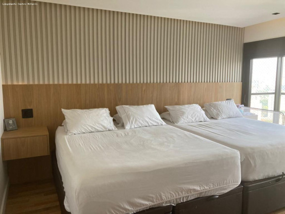 Imagem Cobertura com 3 Quartos à Venda, 215 m² em Vila Olimpia - São Paulo