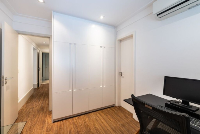 Imagem Imóvel com 3 Quartos à Venda, 162 m² em Itaim Bibi - São Paulo
