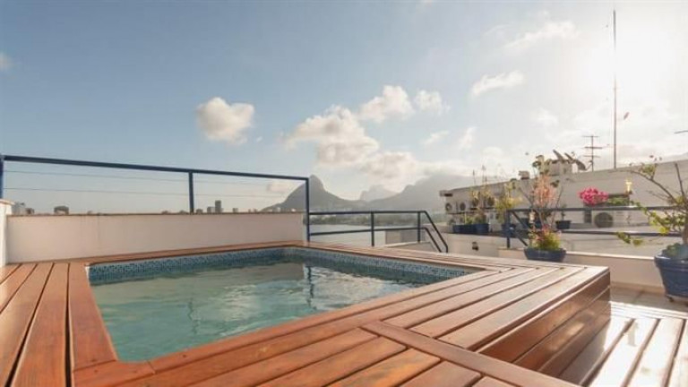 Imagem Cobertura com 3 Quartos à Venda, 400 m² em Lagoa - Rio De Janeiro Imagem Cobertura com 3 Quartos à Venda, 400 m² em Lagoa - Rio De Janeiro