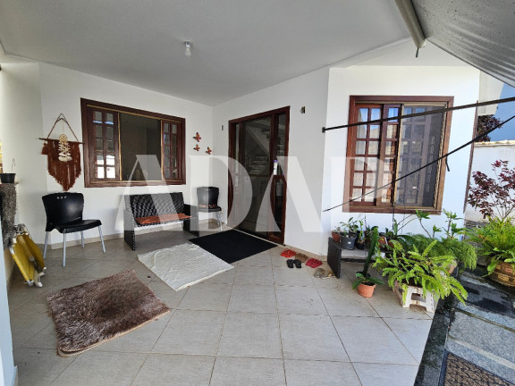 Imagem Casa com 3 Quartos à Venda, 222 m² em Vargem Grande - Rio De Janeiro