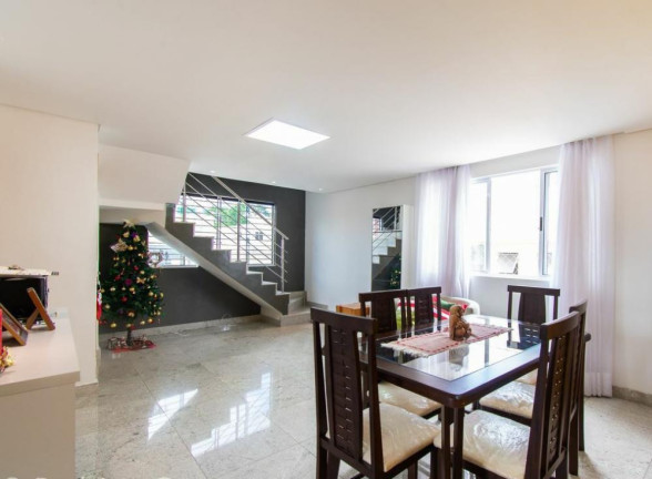 Imagem Cobertura com 4 Quartos à Venda, 240 m² em Castelo - Belo Horizonte