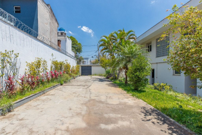 Imagem Casa com 4 Quartos à Venda, 332 m² em Moema - São Paulo Imagem Casa com 4 Quartos à Venda, 332 m² em Moema - São Paulo