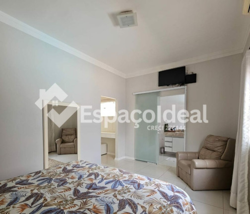 Imagem Casa com 3 Quartos à Venda, 206 m² em Jardim Itamaraty - Lençóis Paulista Imagem Casa com 3 Quartos à Venda, 206 m² em Jardim Itamaraty - Lençóis Paulista