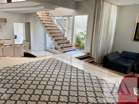 Imagem Casa com 3 Quartos à Venda, 340 m² em Vila Oliveira - Mogi Das Cruzes Imagem Casa com 3 Quartos à Venda, 340 m² em Vila Oliveira - Mogi Das Cruzes