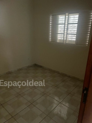 Imagem Casa com 3 Quartos à Venda, 131 m² em Jardim Helena - Bauru Imagem Casa com 3 Quartos à Venda, 131 m² em Jardim Helena - Bauru