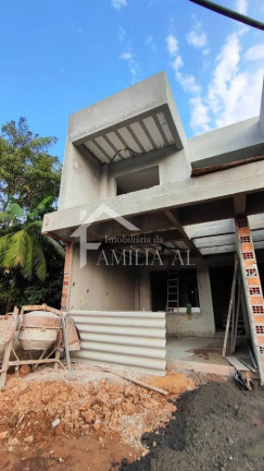 Casa com 3 Quartos à Venda, 116 m² em Bom Retiro - Joinville