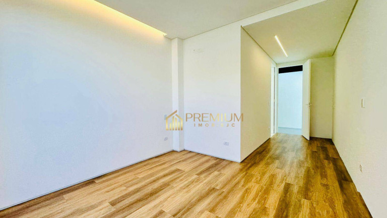 Imagem Casa com 3 Quartos à Venda, 239 m² em Condomínio Residencial Monte Carlo - São José Dos Campos