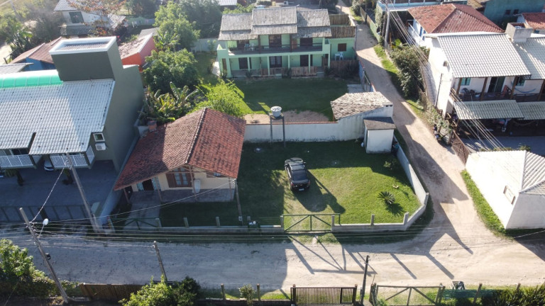 Imagem Casa com 2 Quartos à Venda, 54 m² em Praia Do Rosa - Imbituba Imagem Casa com 2 Quartos à Venda, 54 m² em Praia Do Rosa - Imbituba
