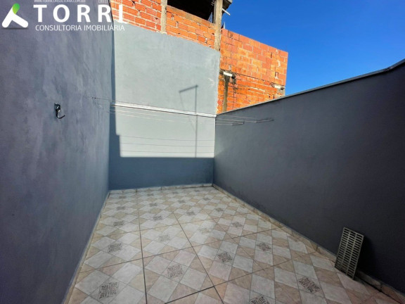 Imagem Casa com 1 Quarto à Venda, 37 m² em Parque Vitória Régia - Sorocaba Imagem Casa com 1 Quarto à Venda, 37 m² em Parque Vitória Régia - Sorocaba