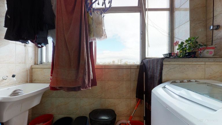 Imagem Apartamento com 2 Quartos à Venda, 80 m² em Praia De Belas - Porto Alegre Imagem Apartamento com 2 Quartos à Venda, 80 m² em Praia De Belas - Porto Alegre