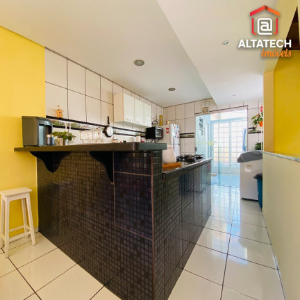 Imagem Casa com 2 Quartos à Venda, 172 m² em Vila Nova - Poços De Caldas Imagem Casa com 2 Quartos à Venda, 172 m² em Vila Nova - Poços De Caldas