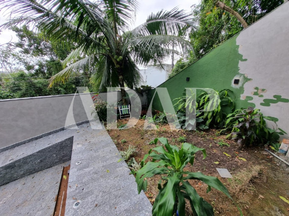 Imagem Casa com 4 Quartos à Venda, 530 m² em Vargem Pequena - Rio De Janeiro