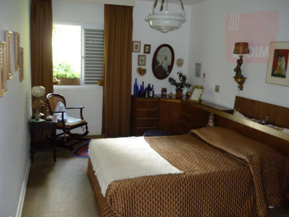 Imagem Casa com 4 Quartos à Venda, 254 m² em Jaguaribe - Campos Do Jordão Imagem Casa com 4 Quartos à Venda, 254 m² em Jaguaribe - Campos Do Jordão